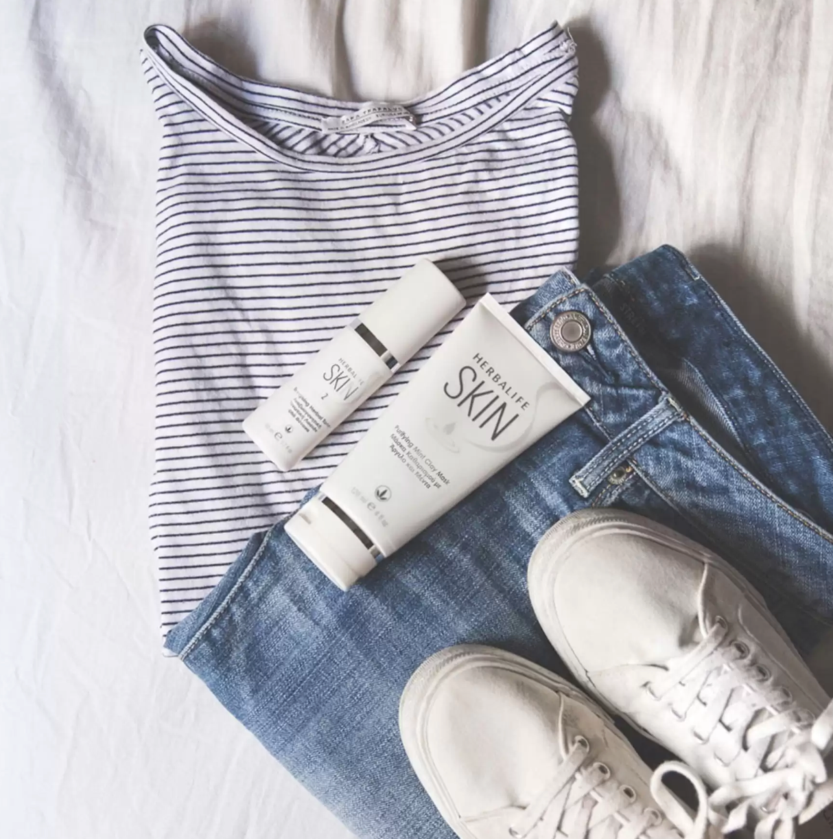 Kırmızı Meyveli Rahatlatıcı Yüz Temizleme Jeli Peeling 120 Ml