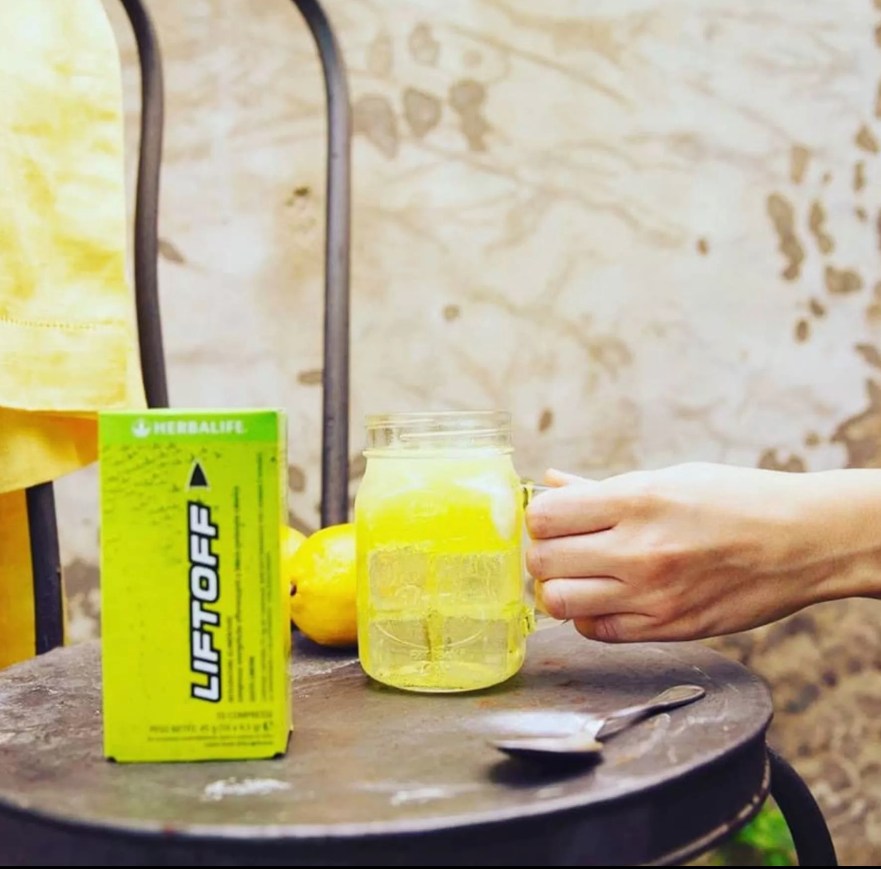 Herbalife Liftoff Efervesan Limon Aromalı İçecek